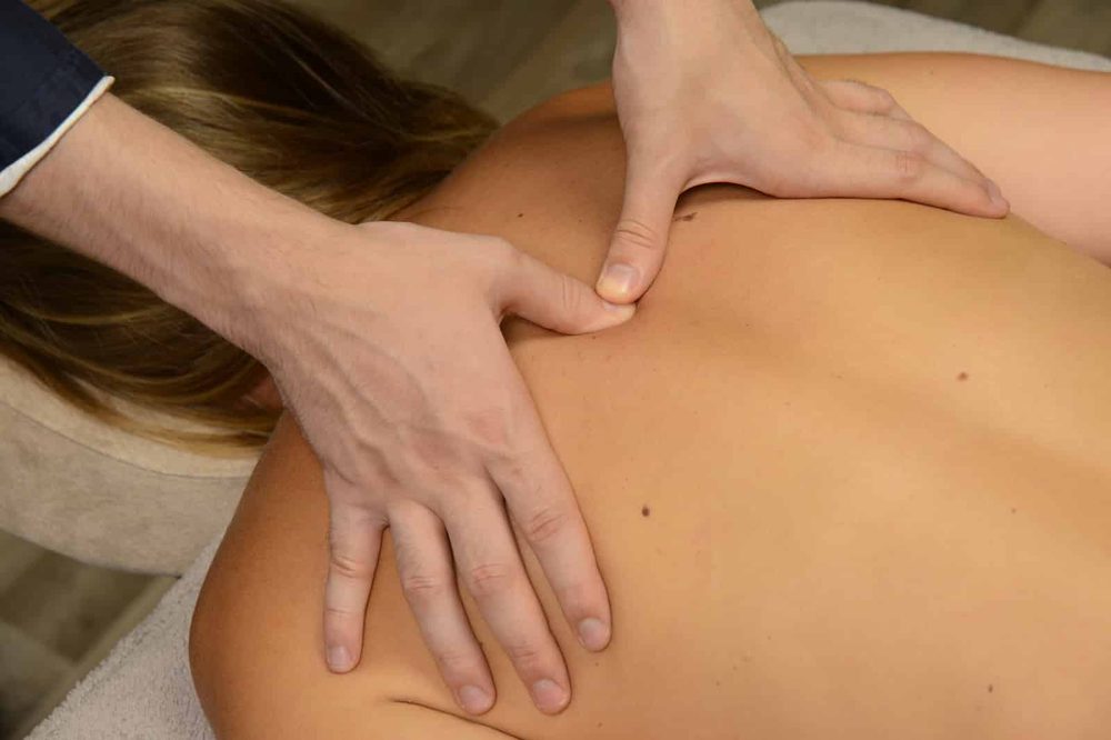 Séance de massage bien-être à l'institut Du Bon Au Bien